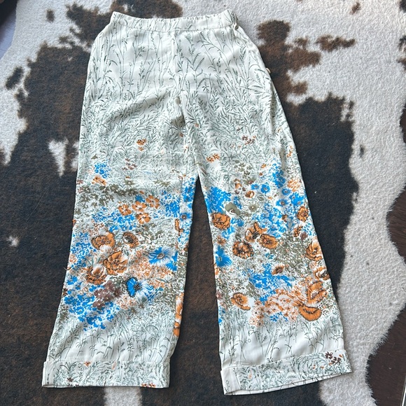 Twin - set authentic so beautiful pants size XS (fit as a small) - Picture 2 of 11